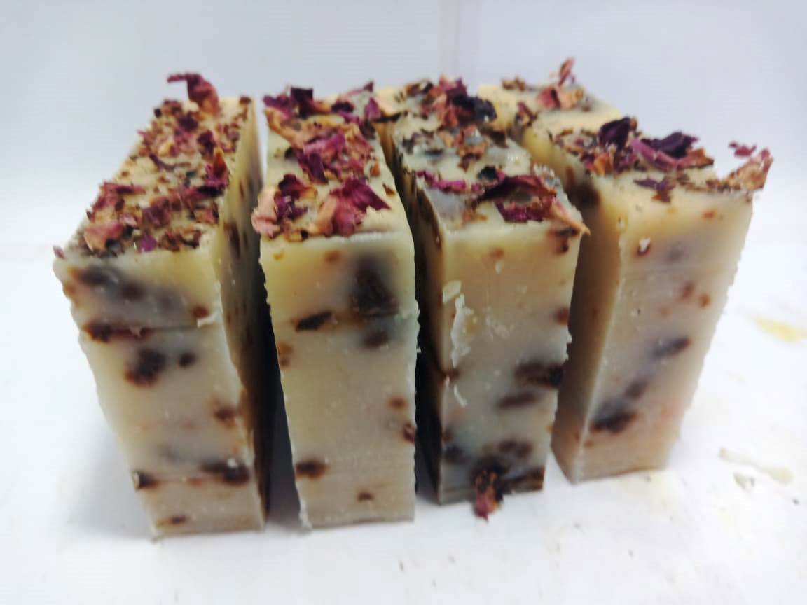 Buy Exfoliating Handmade Cold Processed Soaps from Manufacturers in India – Wholesale & Private Label Available