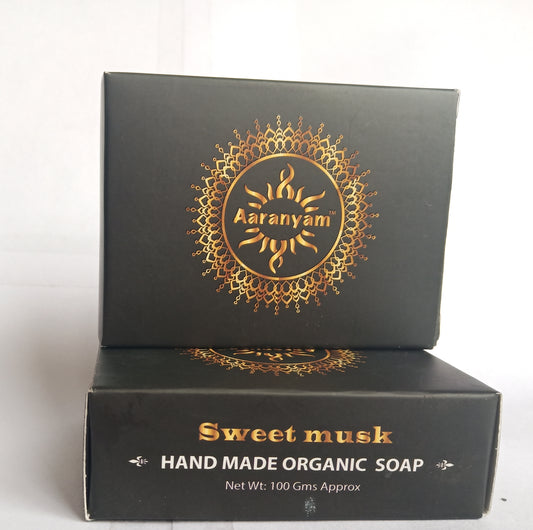 Sweet Musk Luxurious Handmade Natural Bathing Soap for Men&Women handmade soap